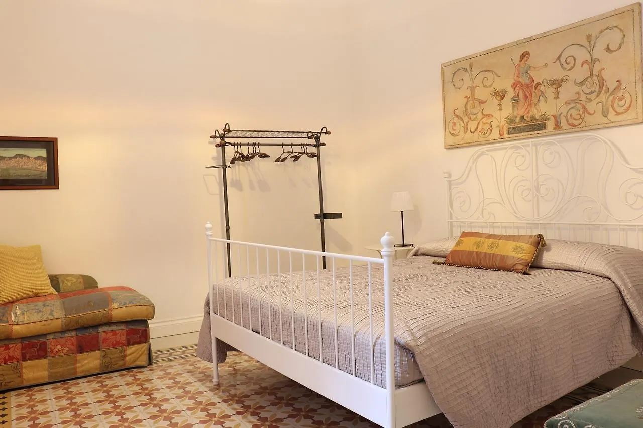 Casa Fabi Appartamento Napoli Italia